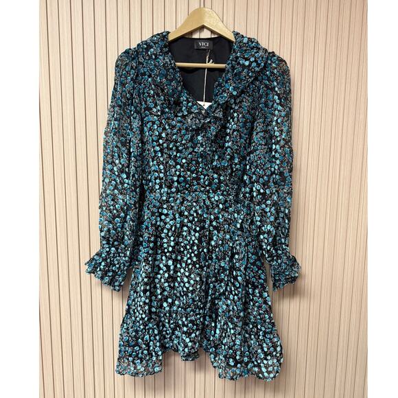 Vici Dresses & Skirts - Vici Ruched Ruffle Long Sleeve Mini Dress Medium